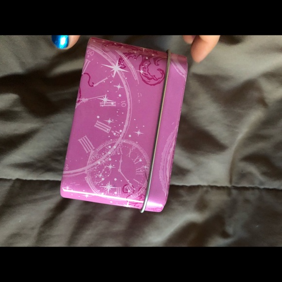 Special Edition Collectors Series DIsney Pink Tinkerbell Watch and Tin - Picture 12 of 12